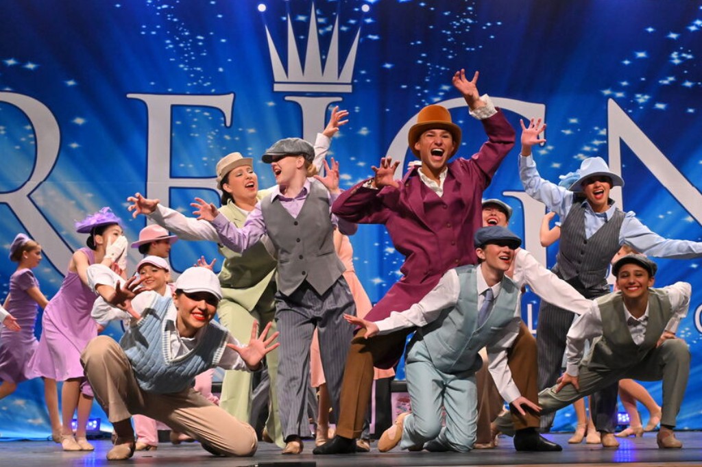 Group musical theater competition